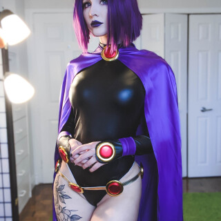 Raven-at-home-16398078626ccef3f4