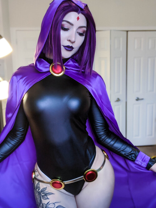 Raven at home 24e4dab3d655e44ca7