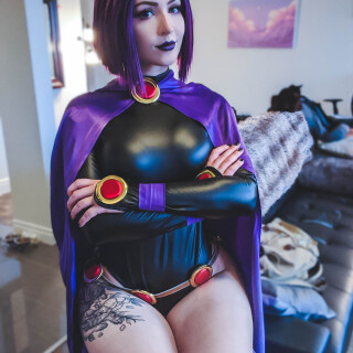 Raven-at-home-35b29263bcf1a804bc2e509ad38fa2428c