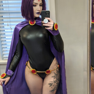 Raven-at-home-3f180cdd571a6cf1e