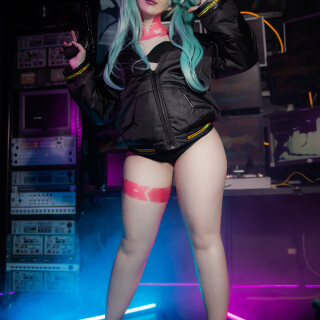 Rebecca-HQ-20b07dc881a87ea9b