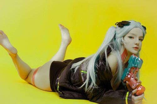 Rebecca hq 5