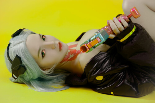 Rebecca hq 8