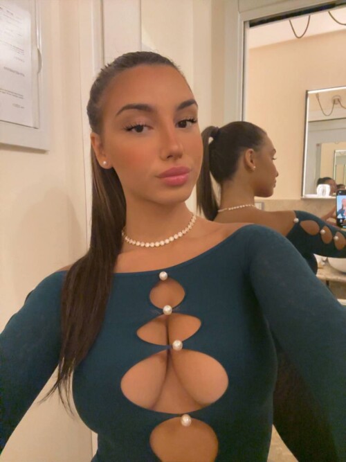 Rebecca 166f63aec8ce5dd5f