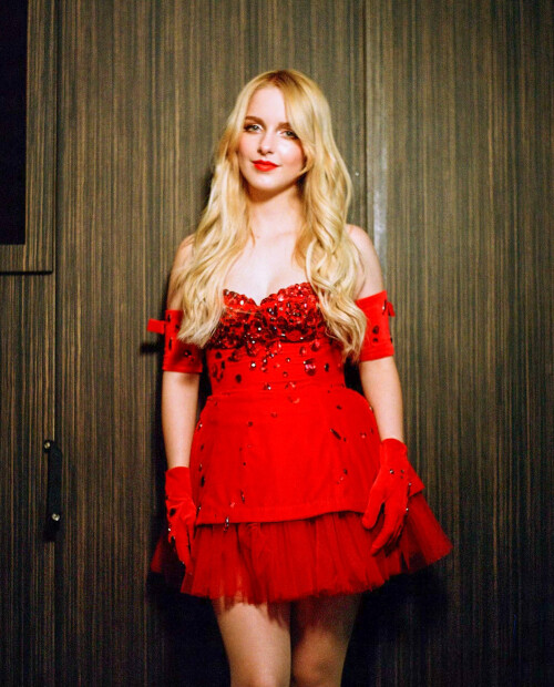 Red Dress 2457e0941df89acfc