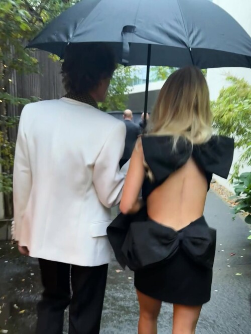 Regretting You x Berlin 1ed28304ab43b8edc