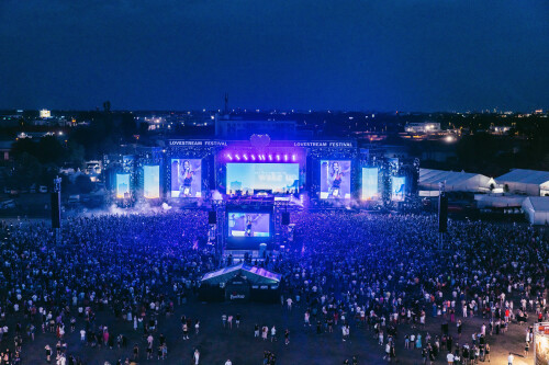 Rita Ora Performs at love stream festival in Bratislava 08 21 2024 15 8ea986e7d100b736