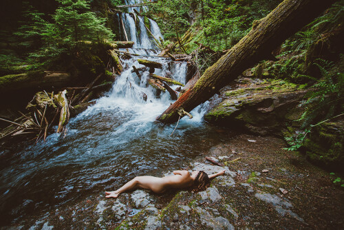 Robin Mae MG 95492152aad410bca093