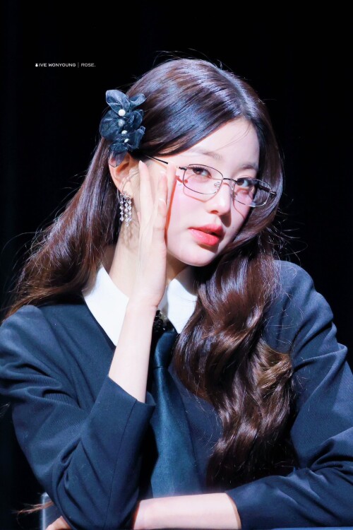 Rose 1887878620741620070 302e8bd363656e2c9