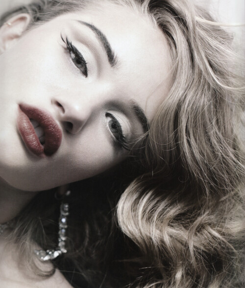 Rosie Huntington Whiteley3 Ten Times Rosie7156abb3cdc1de40