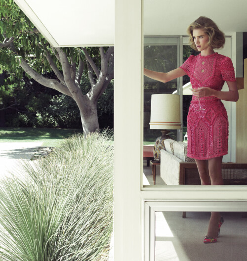 Rosie Huntington Whiteley Tom Munro Photoshoot 2011 for Harpers Bazaar UK 05 001496c3d870baf8f9a