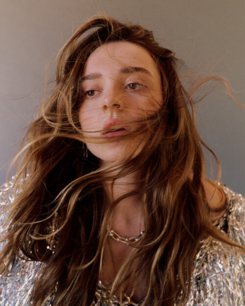 SBJCT STORY PICTURE 03 CHARLOTTE LAWRENCE WEBad11262e0d12ab32