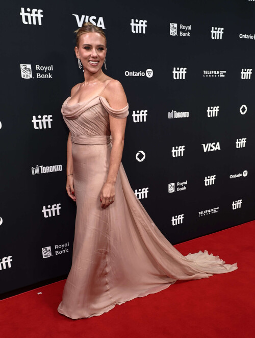 Mandatory Credit: Photo by John Salangsang/Shutterstock (15476052x)Scarlett Johansson'Eleanor the Great' North American Premiere, 2025 Toronto International Film Festival, Canada - 08 Sep 2025/shutterstock_editorial_Eleanor_15476052x//2509082315