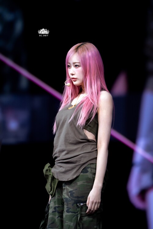 SC 1878314420822020196 1097b8a2692b38c2b