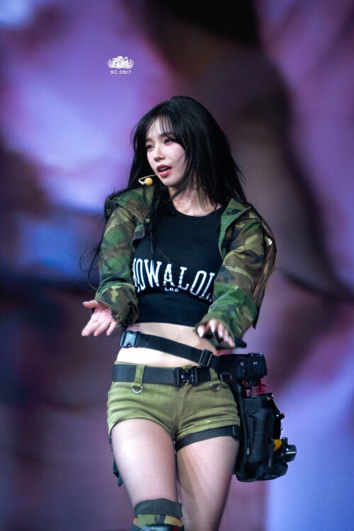 SC 1879037810713465319 3ef709819e03af40d