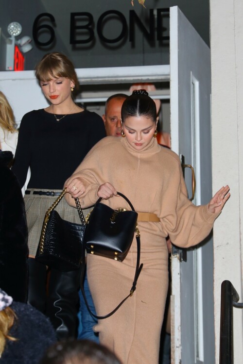 SG01ebd1e59e5c015ce5