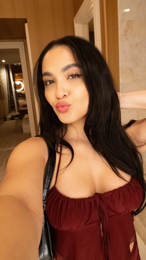 https://www.instagram.com/stories/stellahudgens/3278396629080544031/