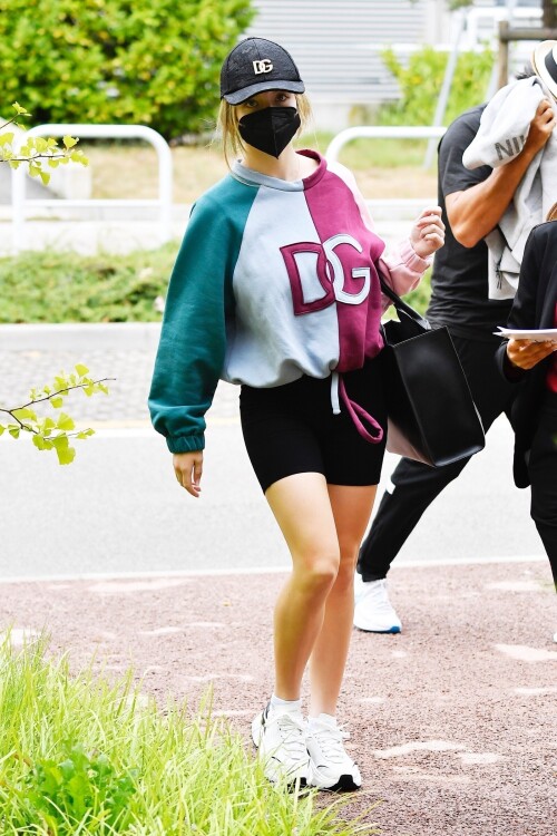 SScandid0072949eb70826169c27