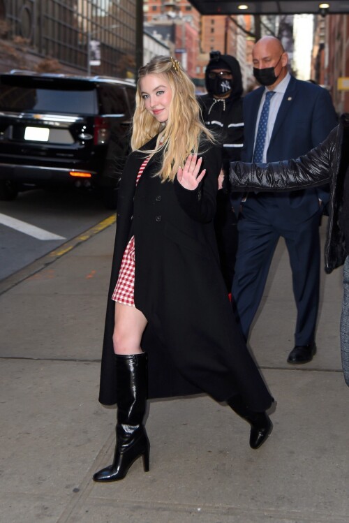 SScandid012459c4dcae8a94189f