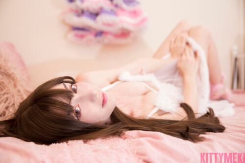 STRAWBERRY 58b81c04a1586c792