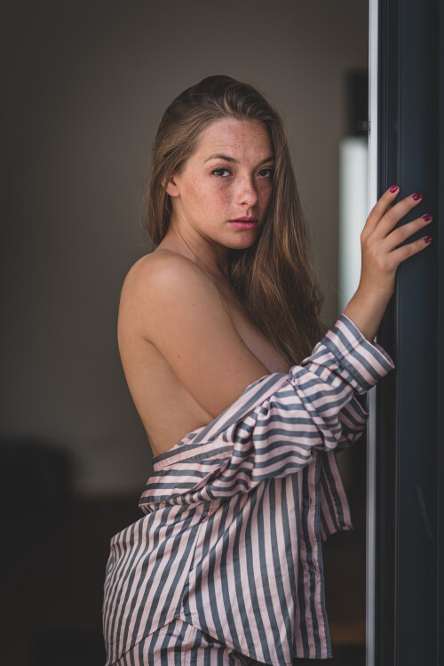 SV7 6245c53ffd50f6d55d23