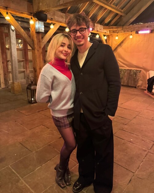 Sabrina Carpenter 1a650bbe82ef8d579