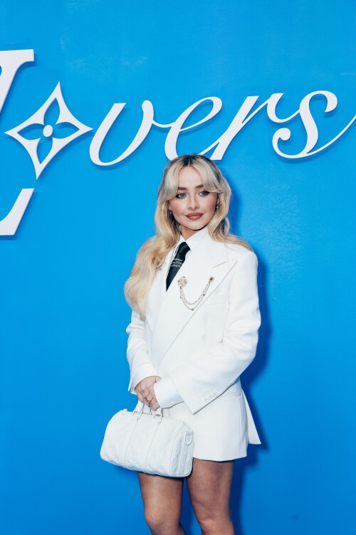 Sabrina Carpenter at Louis Vuitton fashion show in Paris 06 18 2024 5 d56cbcbcf1c7a027