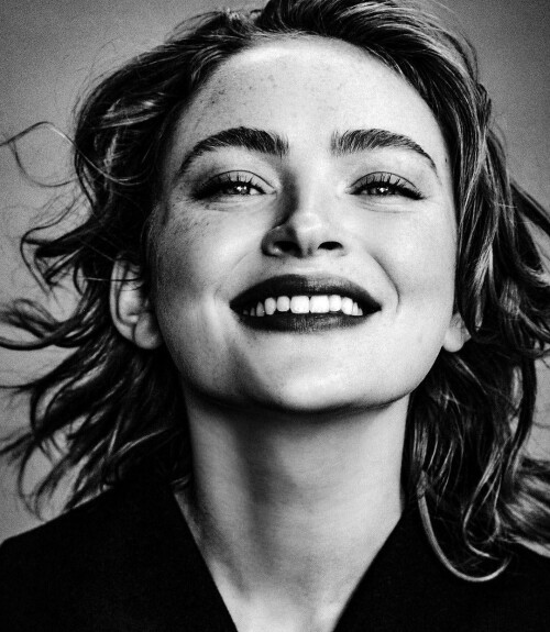 Sadie Sink 373bc08302447880d