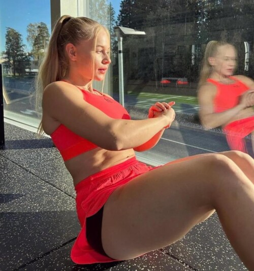 Saga Andersson 3e69a5172560cec14