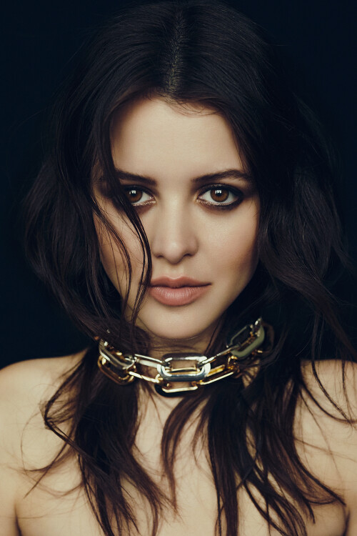 SaraWaisglass 20210331 Shot01 0152 v2a2ef5d2c9b366b66