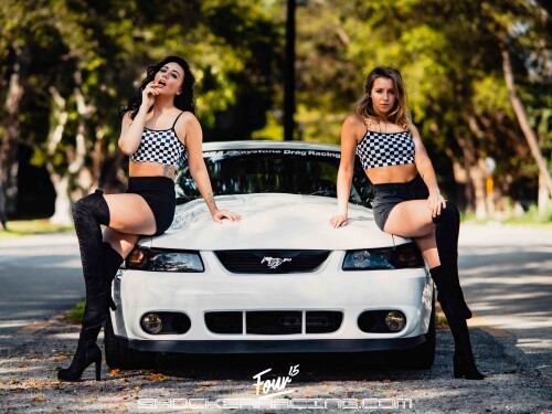 Sarah Bex 2200a42228f935f443