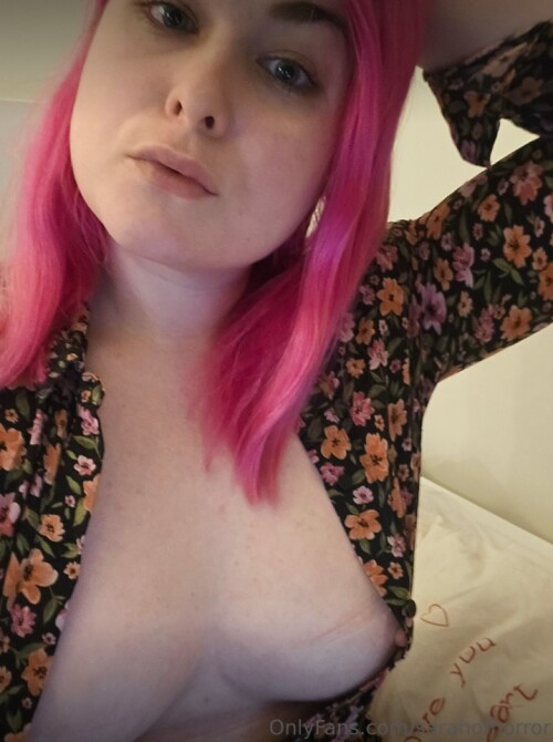 Sarah4687797857483aadbb