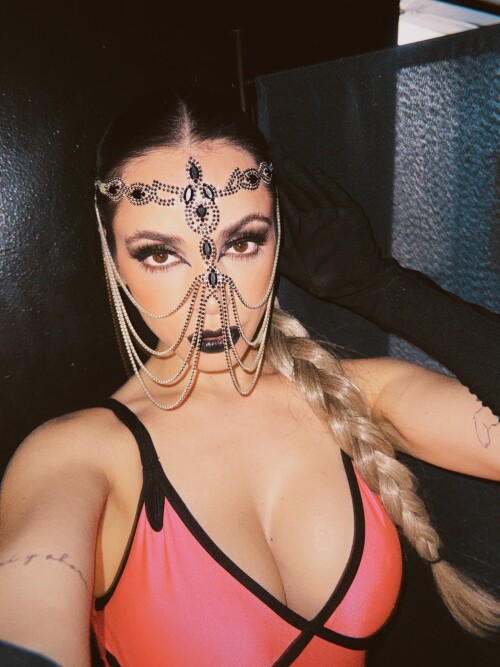 SaveInsta.to 563623554 18290494705286943 8608570041471175118 n25df50a7a7546136