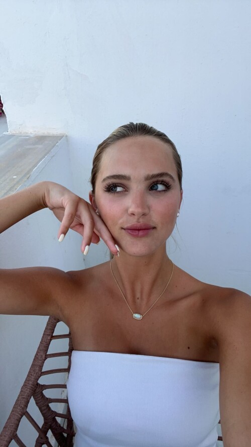 SaveSnap.chat paigekenzie02 1699638637232a4eca05e4f7988e8