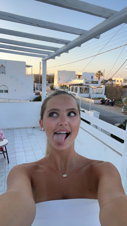 SaveSnap.chat paigekenzie02 1699638646961df096b02f39b0743