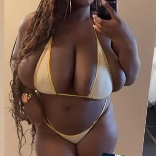 darkskinchk, huge boobs