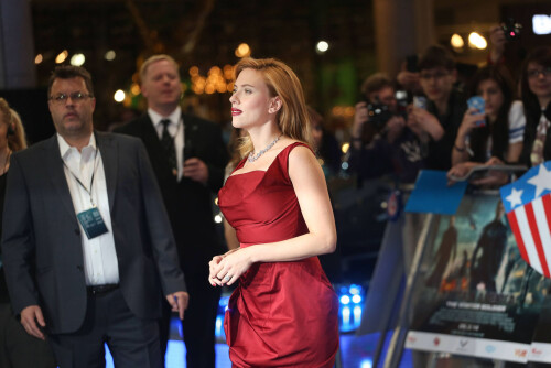 ScarlettJohansson CaptainAmerica London231a623d7fd17a25752