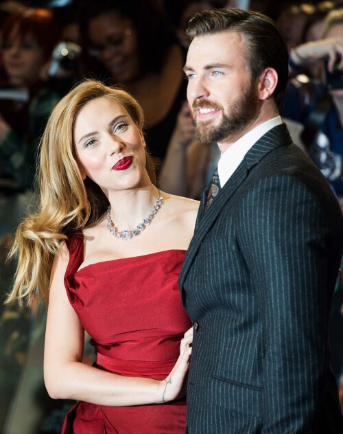 ScarlettJohansson CaptainAmerica London28a10bd45328583ff1