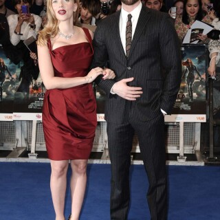 ScarlettJohansson_CaptainAmerica_London575f028ec2e81859e8