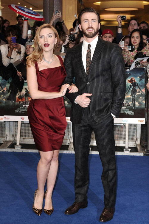 ScarlettJohansson CaptainAmerica London9351a2a044bf7c95b3