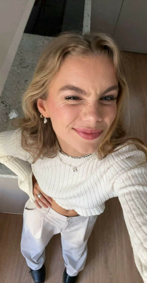 Screen Recording 20220524 044716 Snapchat.mp4 000028.259