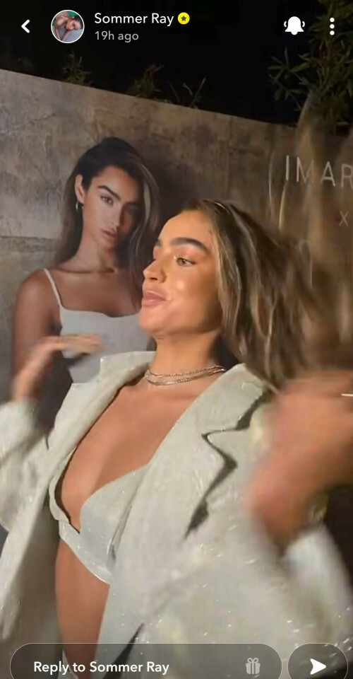 Screen Recording 20220718 023043 Snapchat.mp4 000027.839