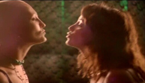 Screencap 909559d75681d26f67