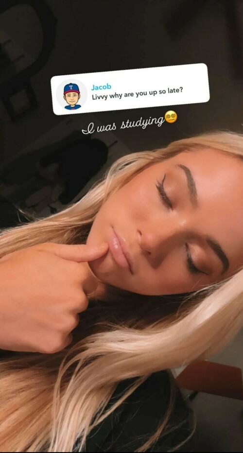 Screenshot 20230307 072748 Snapchat