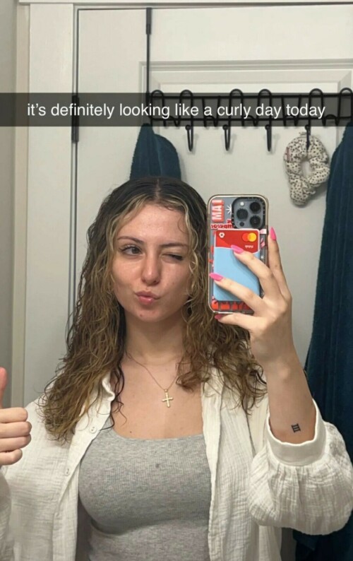 Screenshot 20230810 194724 Snapchat13f23975b2c8d3ba