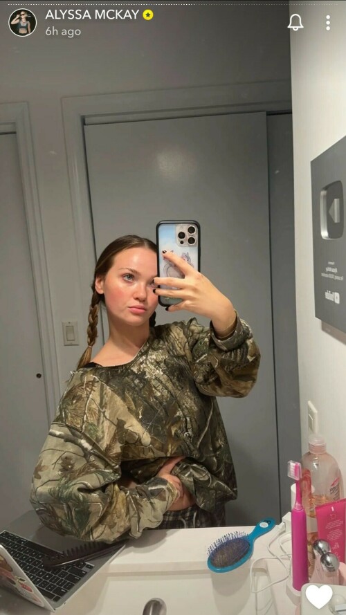 Screenshot 20231007 221011 Snapchat0e9a9878b60c588d