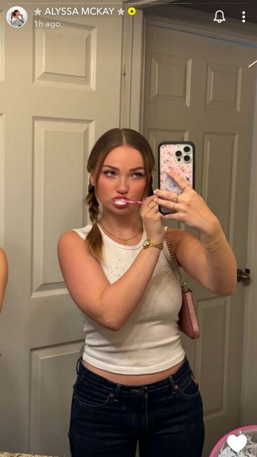 Screenshot 20231125 195354 Snapchatd70d2b1e06a4a367