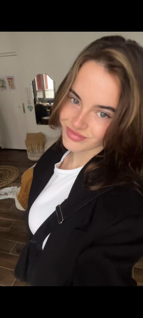 Screenshot 2024 02 08 09 01 04 778 com.miui.galleryea232062c5ddfe7d