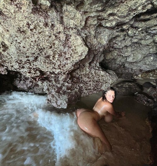 Screenshot 20240504 003504 Instagramdc6c7121985261ad