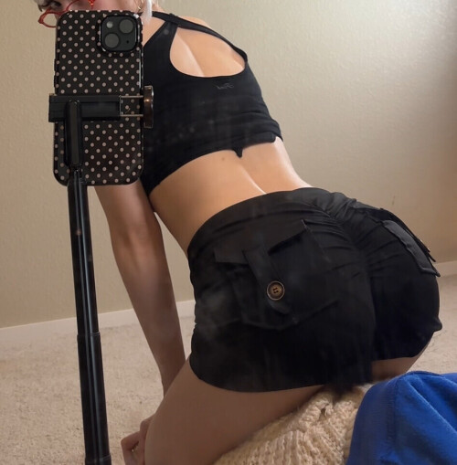 Seiko Ayase 8bc93c476b4f80312